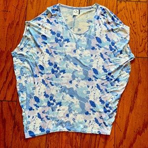 Comfy, lovely, thin, soft, XS Akemi&Kin tunic from Anthro